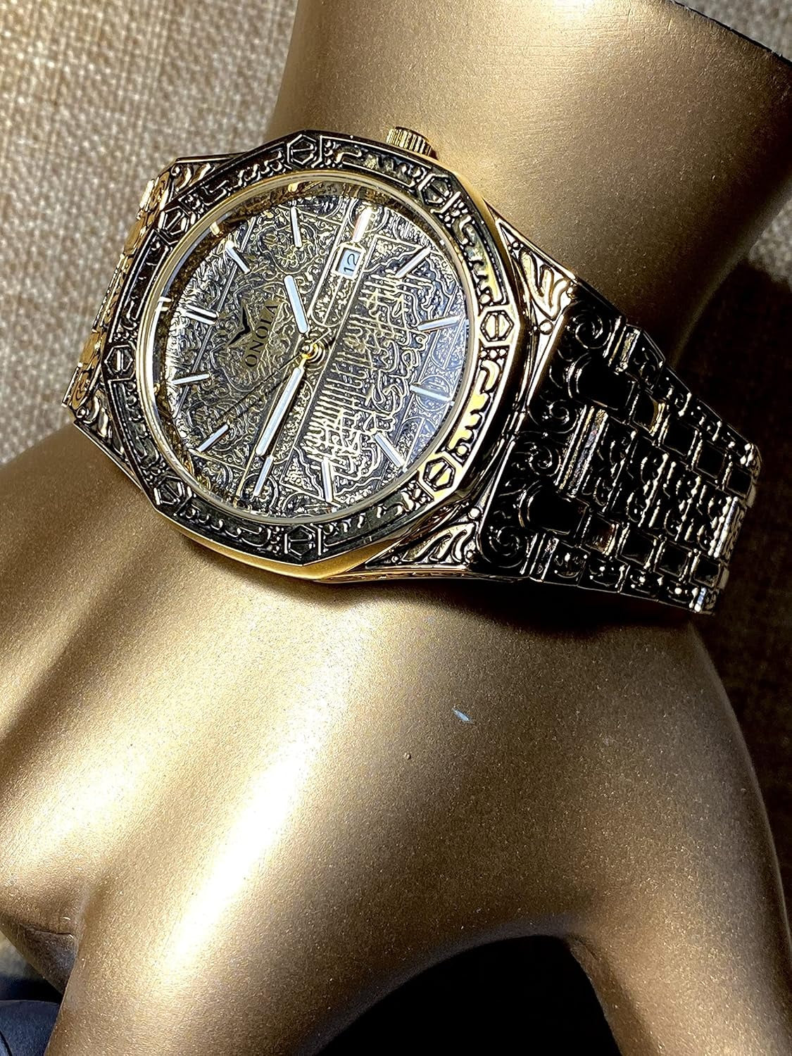 Elite Black & Gold Hexa Dial Men’s Watch Set – Bold Design with Bracelet & Calendar