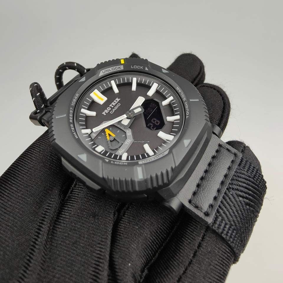 Premium Outdoor Style Analog-Digital Sports Watch Rugged Black Dial with Dual Display