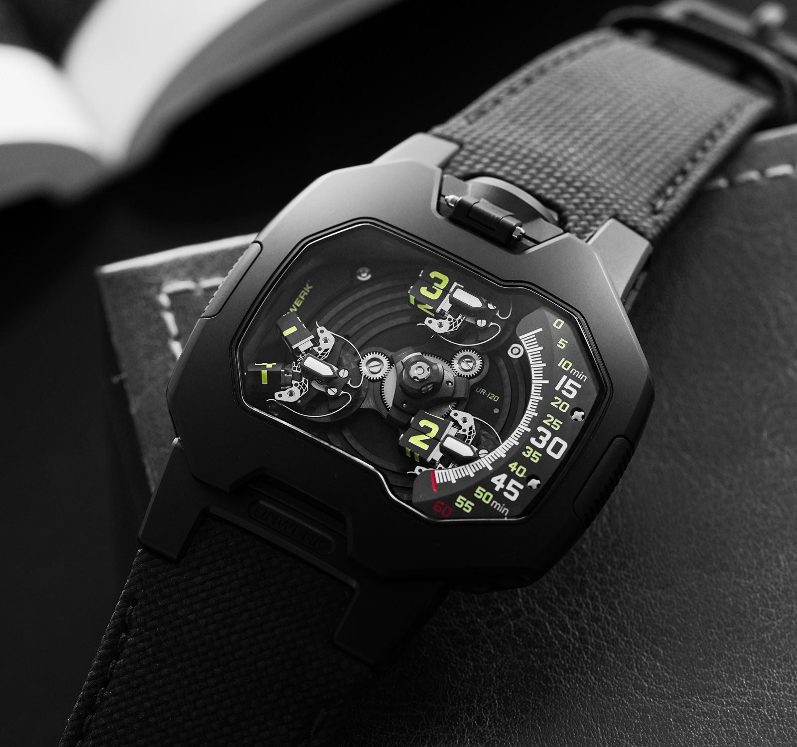 Satellite Time Display Luxury Men’s Watch Black Modern Mechanical Look Premium Designer Wristwatch